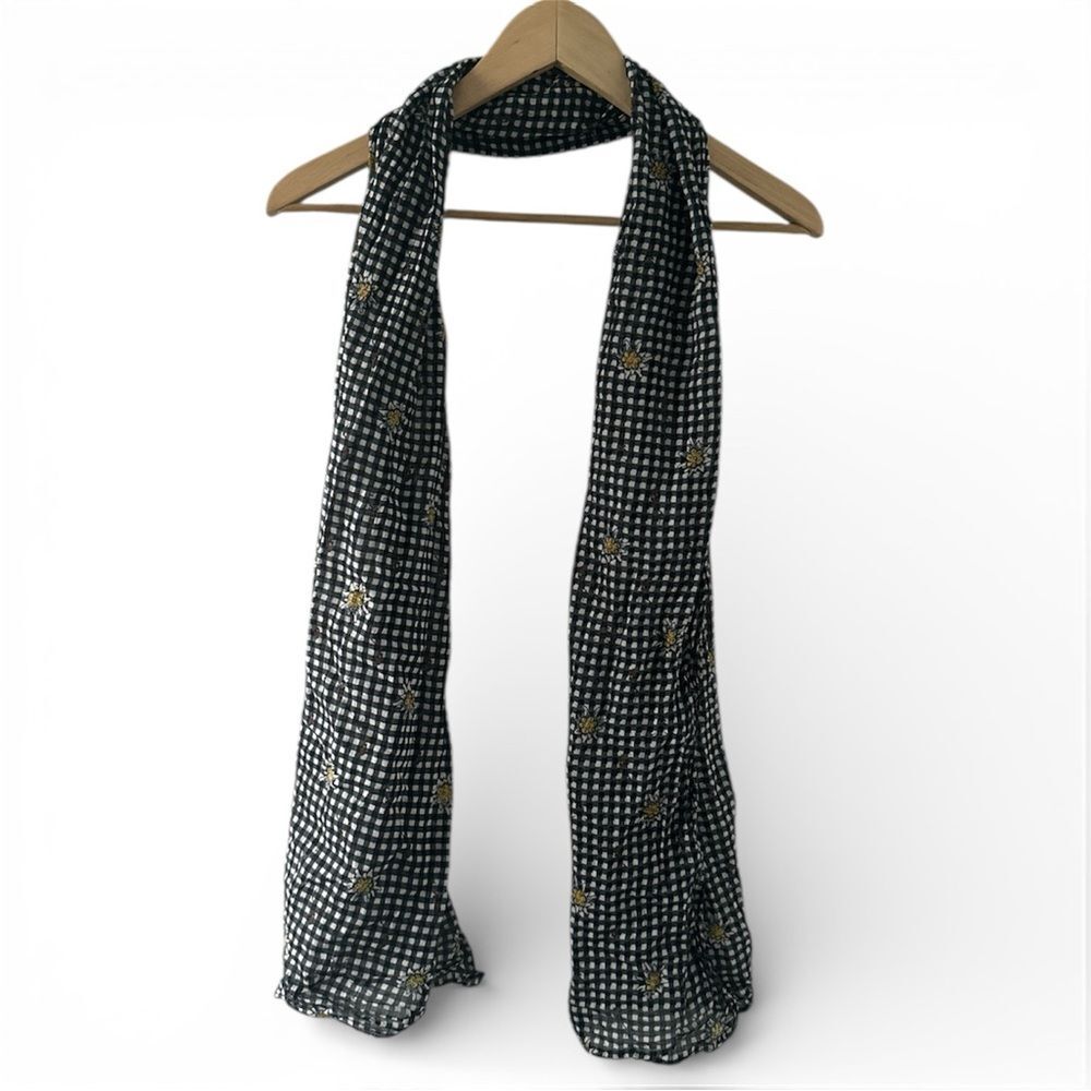German Octoberfest Black White Gingham Scarf Floral cottagecore Folkcore Fall